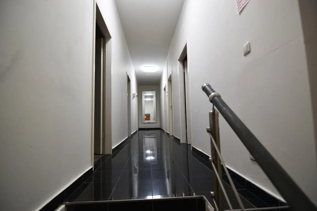 City Apartment Am Hildeboldplatz Colonia